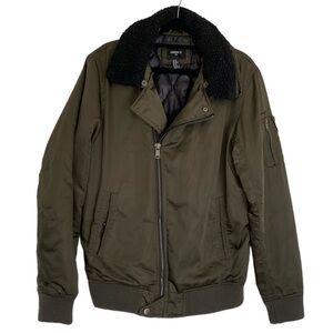 Forever 21 Men’s Bomber Jacket in Olive green Sz Xs